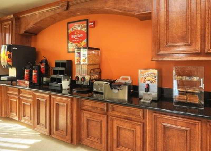 Quality Inn & Suites Bridge City Orange Restaurant billede